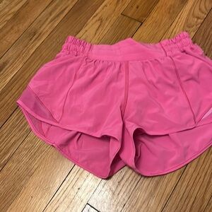 Hotty Hot Low-Rise Lined Short 2.5" Sonic Pink size 4